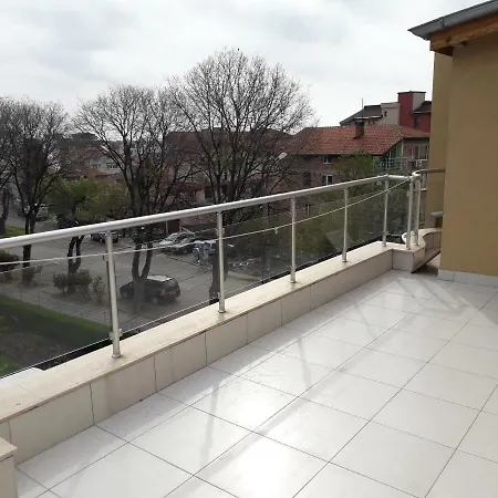 Ganz Real Estate Sarafovo 5 * Burgas City