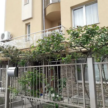 Ganz Real Estate Sarafovo 5 Lejlighed